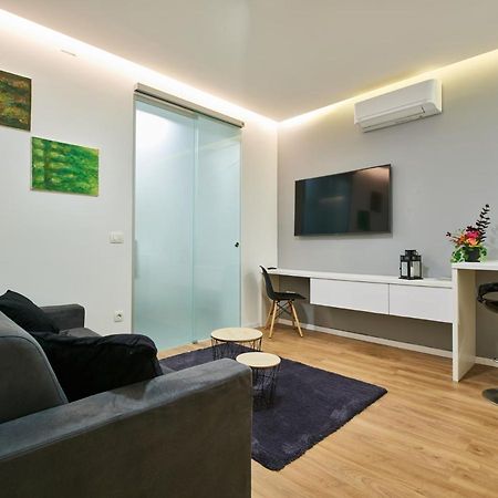 Bed Of Roses Apt 2, Premium, Designer Decorated Zagreb Exteriör bild