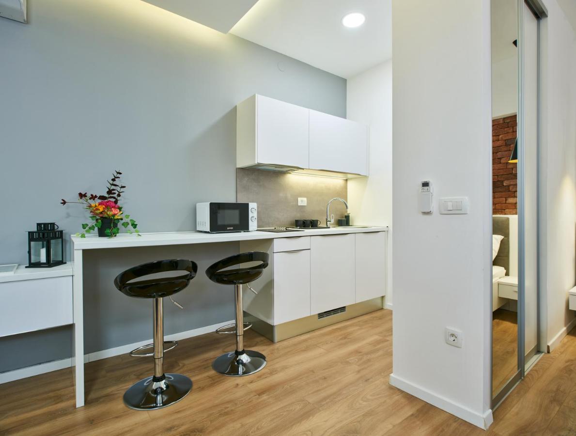 Bed Of Roses Apt 2, Premium, Designer Decorated Zagreb Exteriör bild