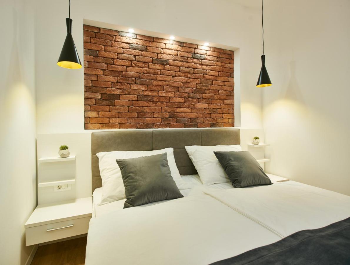 Bed Of Roses Apt 2, Premium, Designer Decorated Zagreb Exteriör bild
